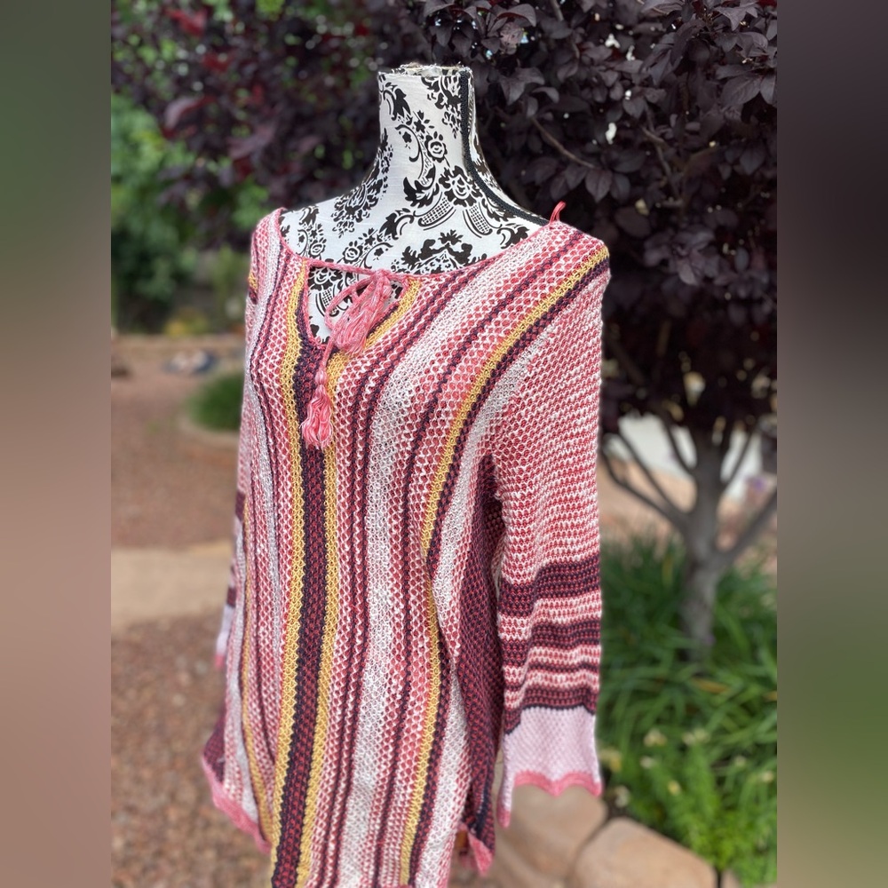 3/$15 beachy vibes sweater size L - Picture 4 of 9